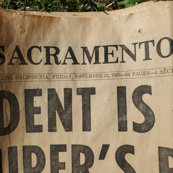 The Sacramento Bee Friday November 22, 1963 Kennedy Assassination - Picture 2 of 6